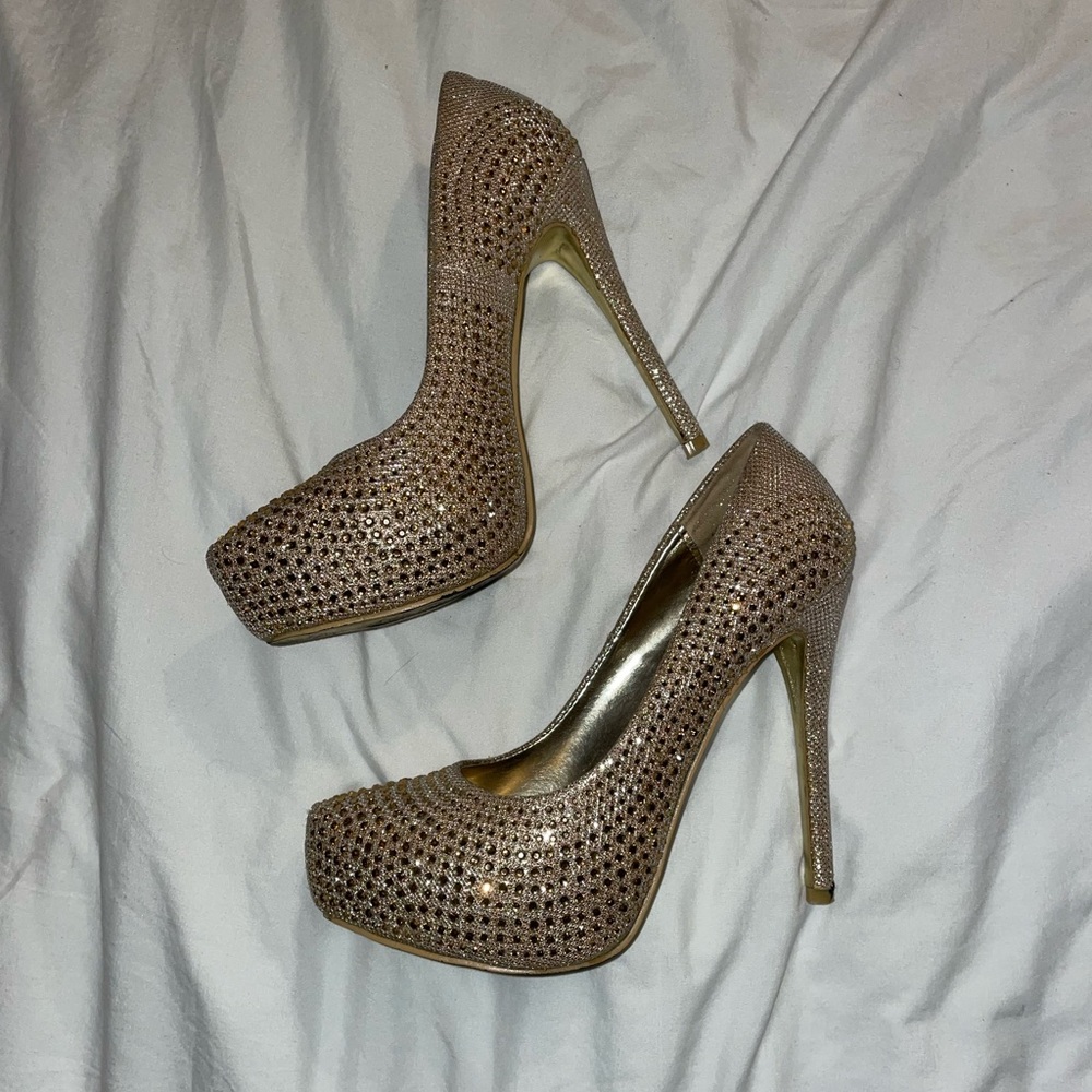 Bella luma shoes size 9